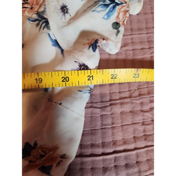 Torrid Womens Babydoll Challis Button Front Top Size 2 Floral Short Sleeve - Picture 5 of 6